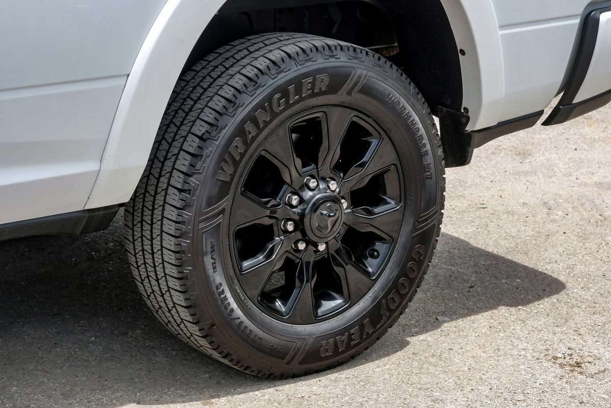 Used 2022 RAM 3500 Limited RWD image 64