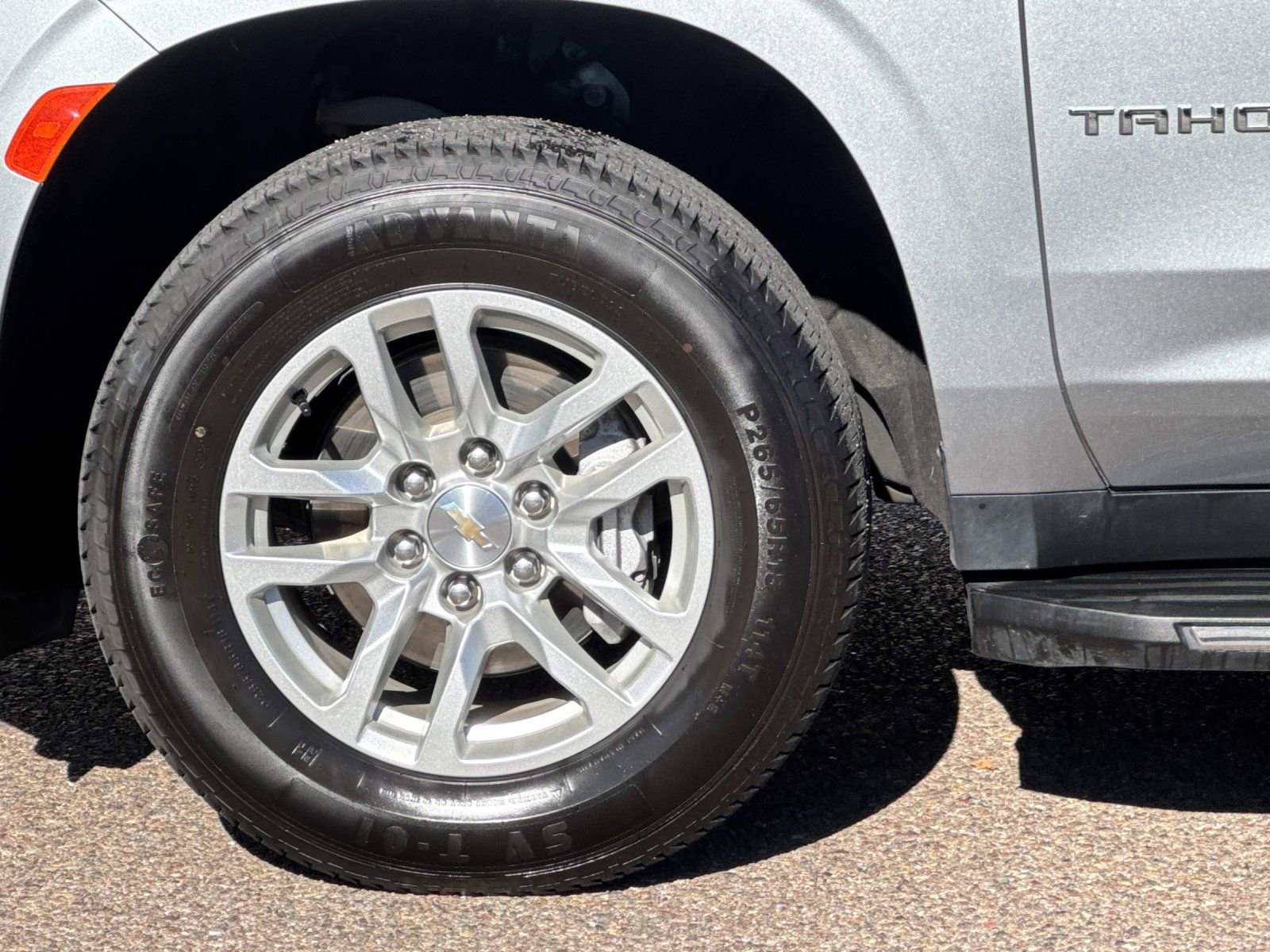 Used 2024 Chevrolet Tahoe LT image 33