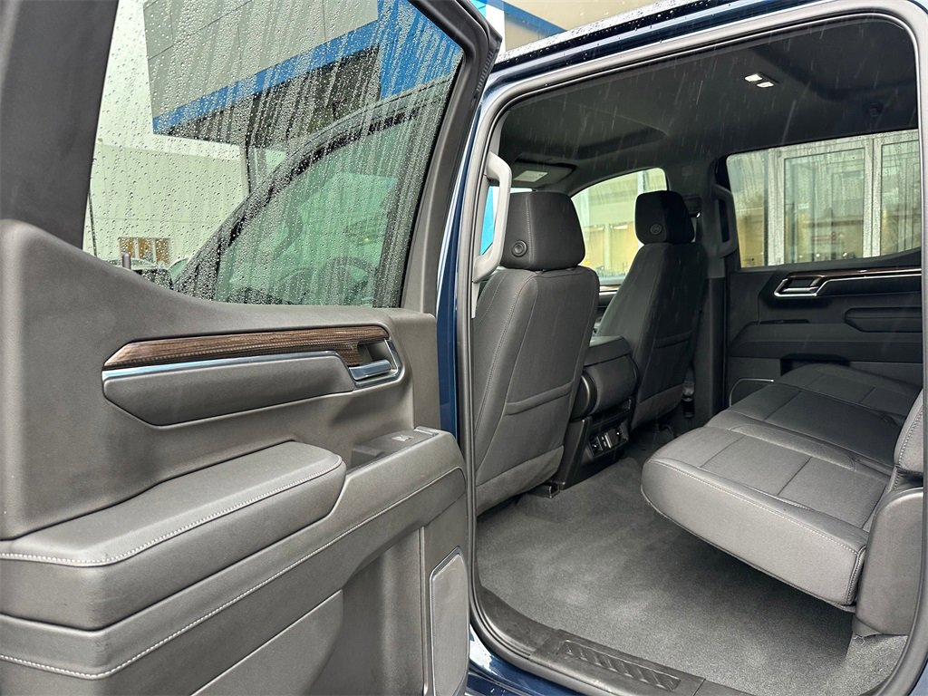 Used 2023 Chevrolet Silverado 1500 LT w/ Protection Package image 15