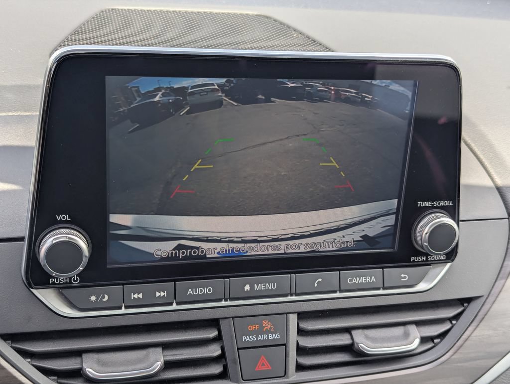 Used 2024 Nissan Altima 2.5 SV FWD image 16