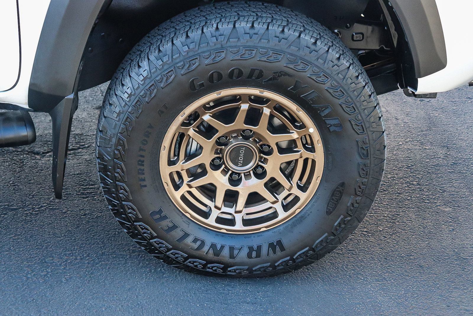 Certified 2023 Toyota Tacoma 4x4 Double Cab image 13