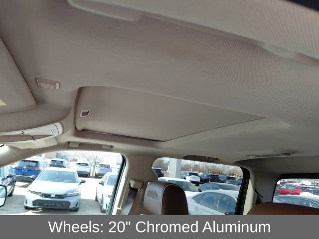 Used 2016 Chevrolet Silverado 2500 High Country w/ Duramax Plus Package image 22