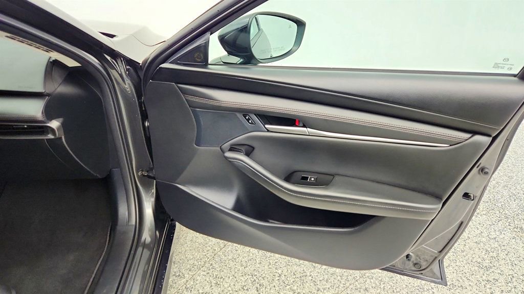 Used 2025 MAZDA MAZDA3 s image 25