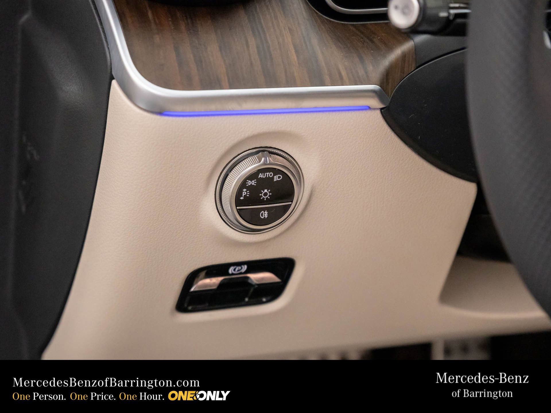 New 2026 Mercedes-Benz CLE 300 4MATIC Cabriolet image 19