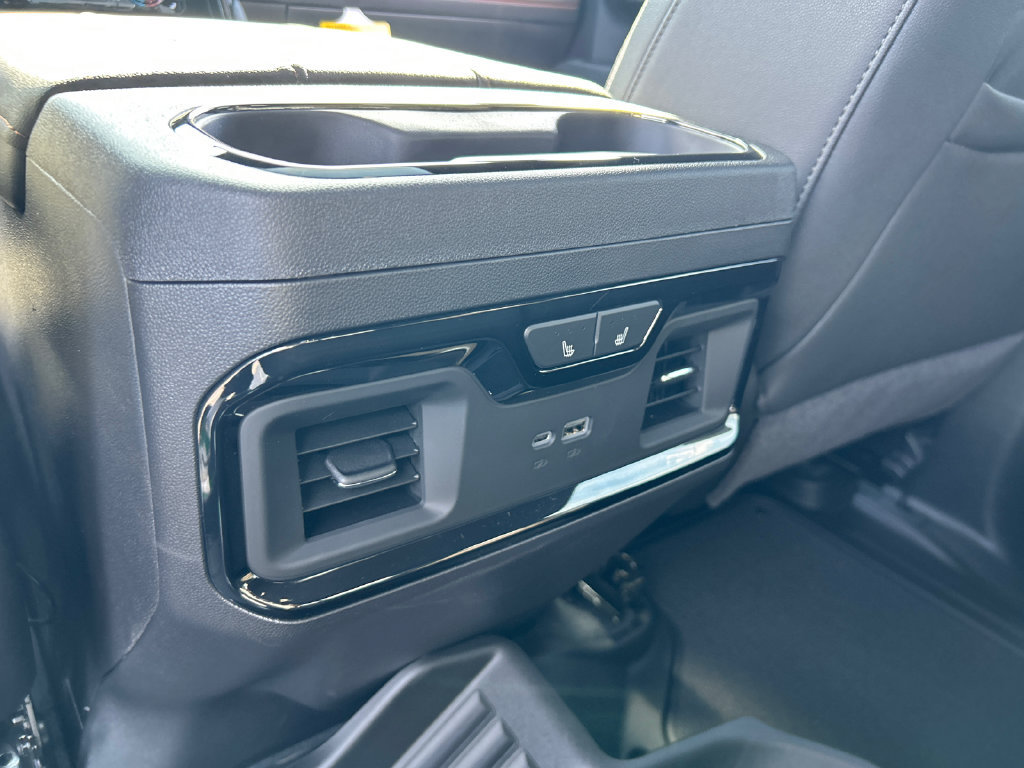 New 2026 GMC Sierra 1500 AT4 w/ AT4 Premium Package AWD/4WD image 35
