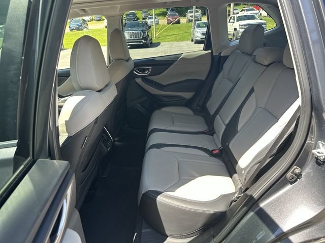 Used 2022 Subaru Forester Limited AWD/4WD image 27