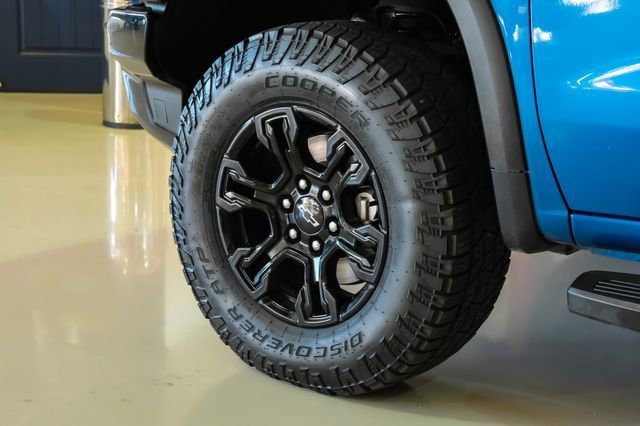 Used 2022 Chevrolet Silverado 1500 ZR2 w/ Technology Package image 55