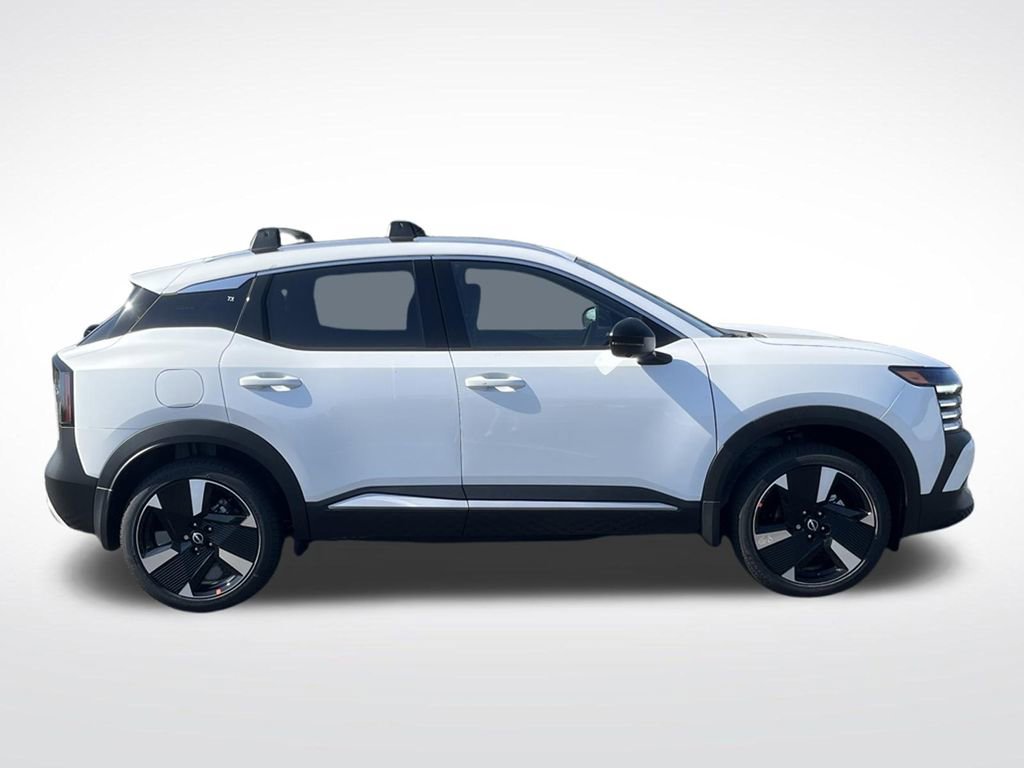 New 2026 Nissan Kicks SR w/ SR Premium Package AWD/4WD image 6