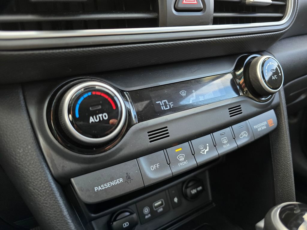 Used 2021 Hyundai Kona Limited w/ Cargo Package image 29