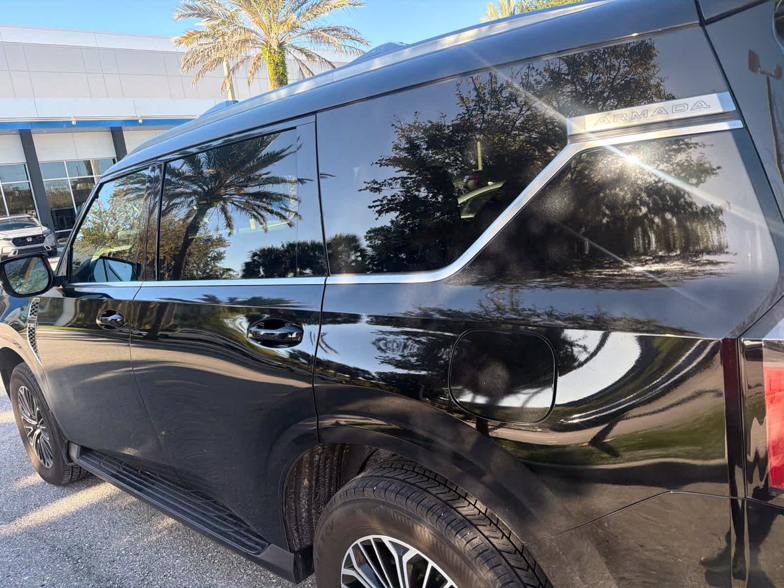 Used 2025 Nissan Armada SL w/ Captain's Chari Seat Package AWD/4WD image 33