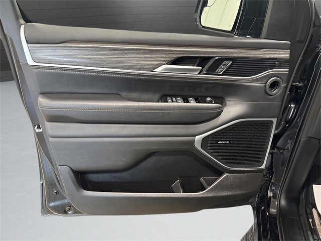 Used 2024 Jeep Wagoneer Series III image 26