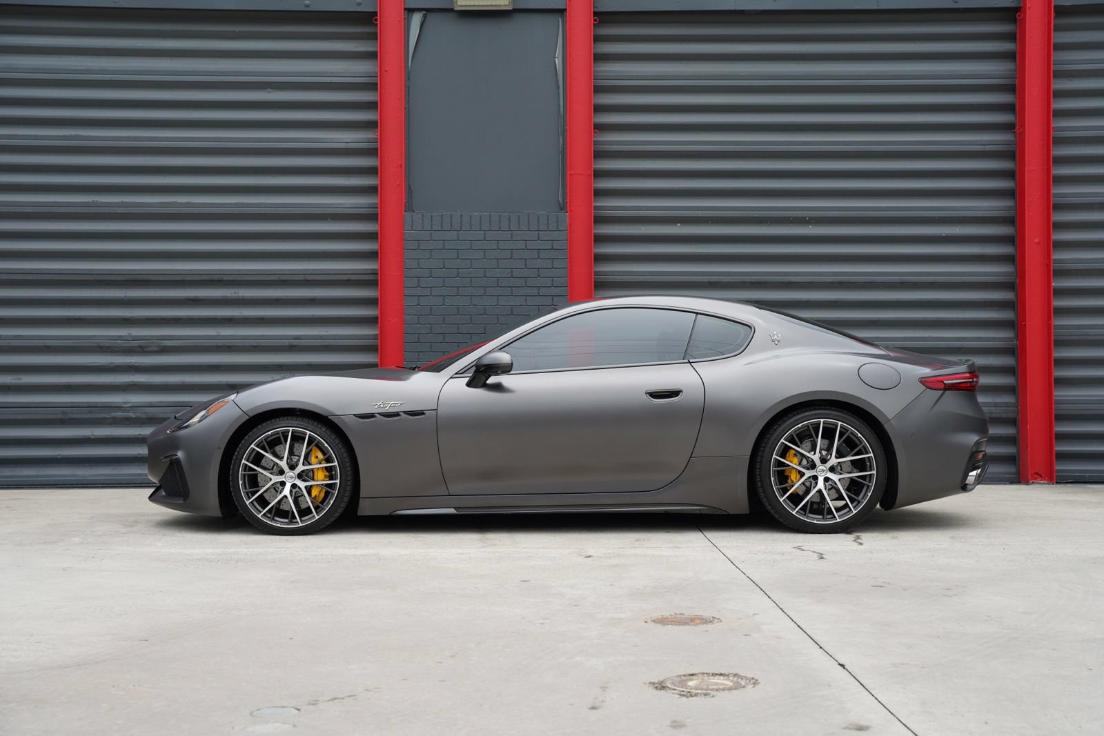 Used 2024 Maserati GranTurismo Trofeo AWD/4WD image 10