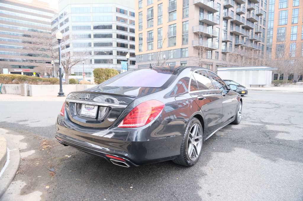 Used 2016 Mercedes-Benz S 550 4MATIC Sedan image 12