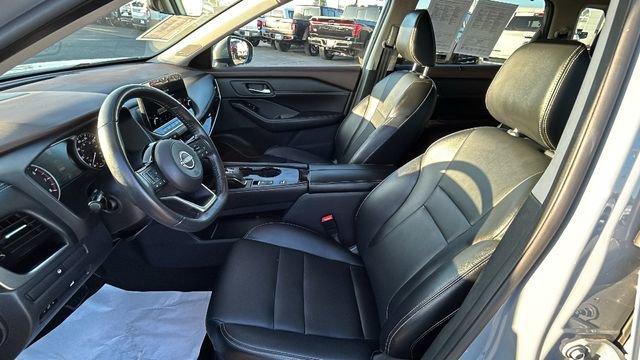 Used 2023 Nissan Rogue SL w/ SL Premium Package image 17