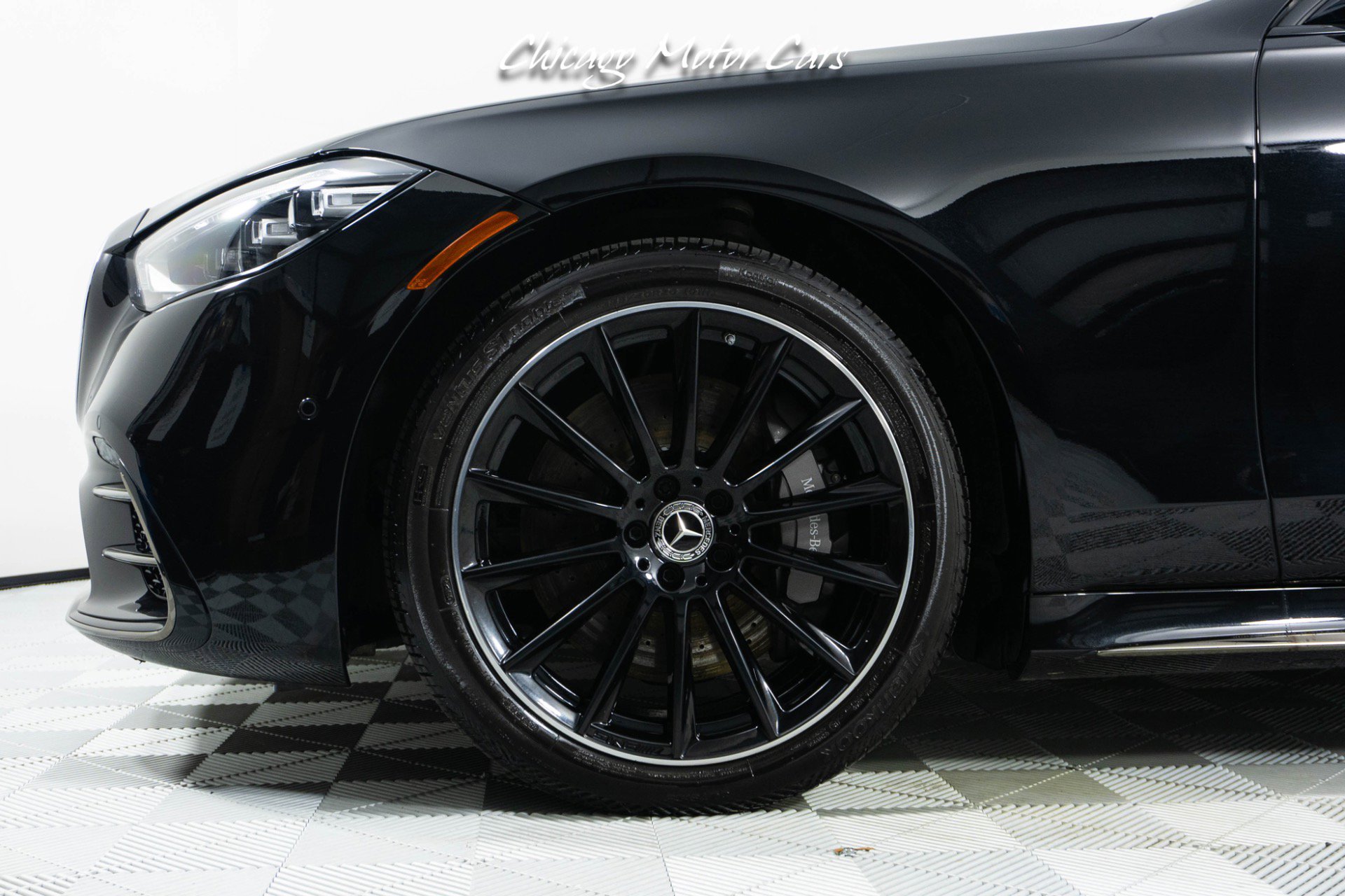 Used 2024 Mercedes-Benz S 580 4MATIC Sedan image 4