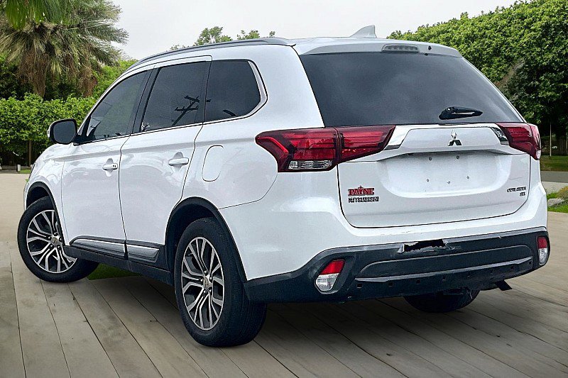 Used 2017 Mitsubishi Outlander SEL FWD image 9