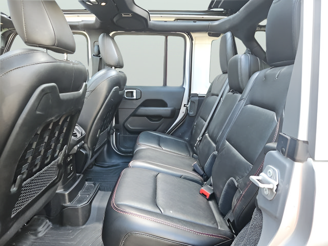 Used 2021 Jeep Wrangler Unlimited Rubicon AWD/4WD image 22