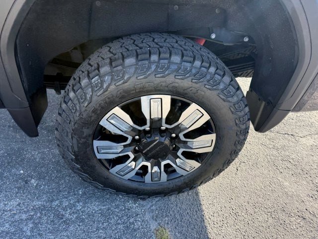 Used 2024 GMC Sierra 2500 Denali w/ Denali Reserve Package image 10