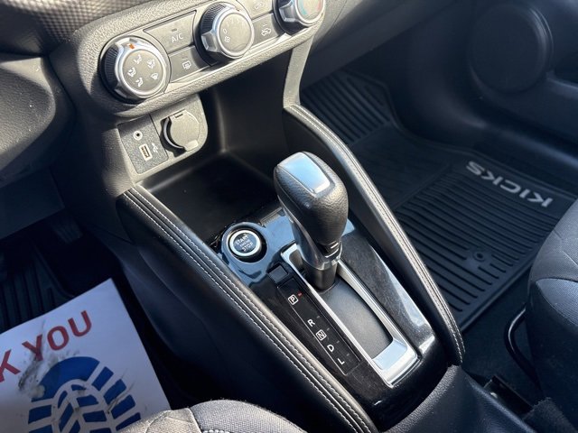 Used 2018 Nissan Kicks S image 34