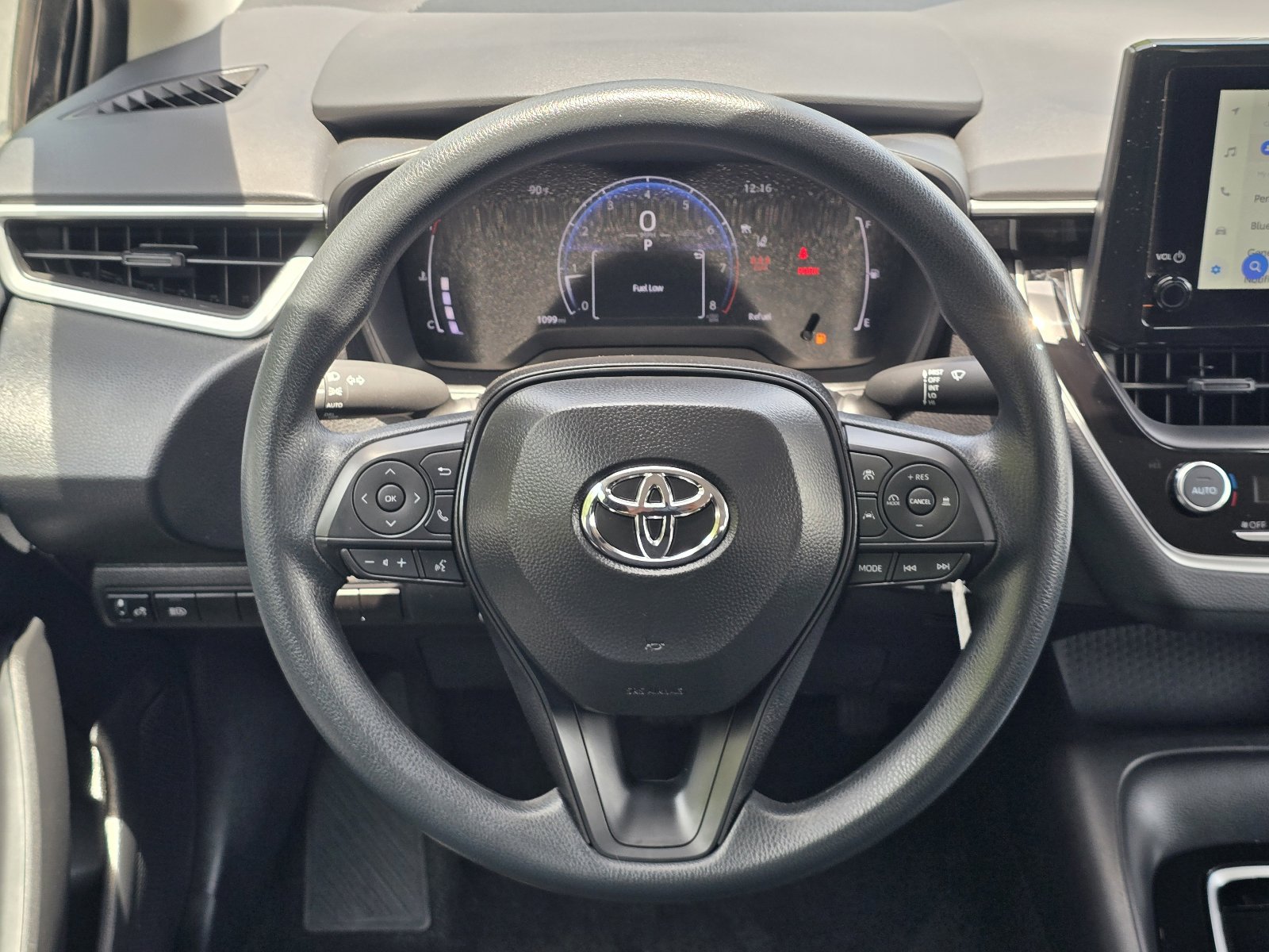 Used 2026 Toyota Corolla LE FWD image 14