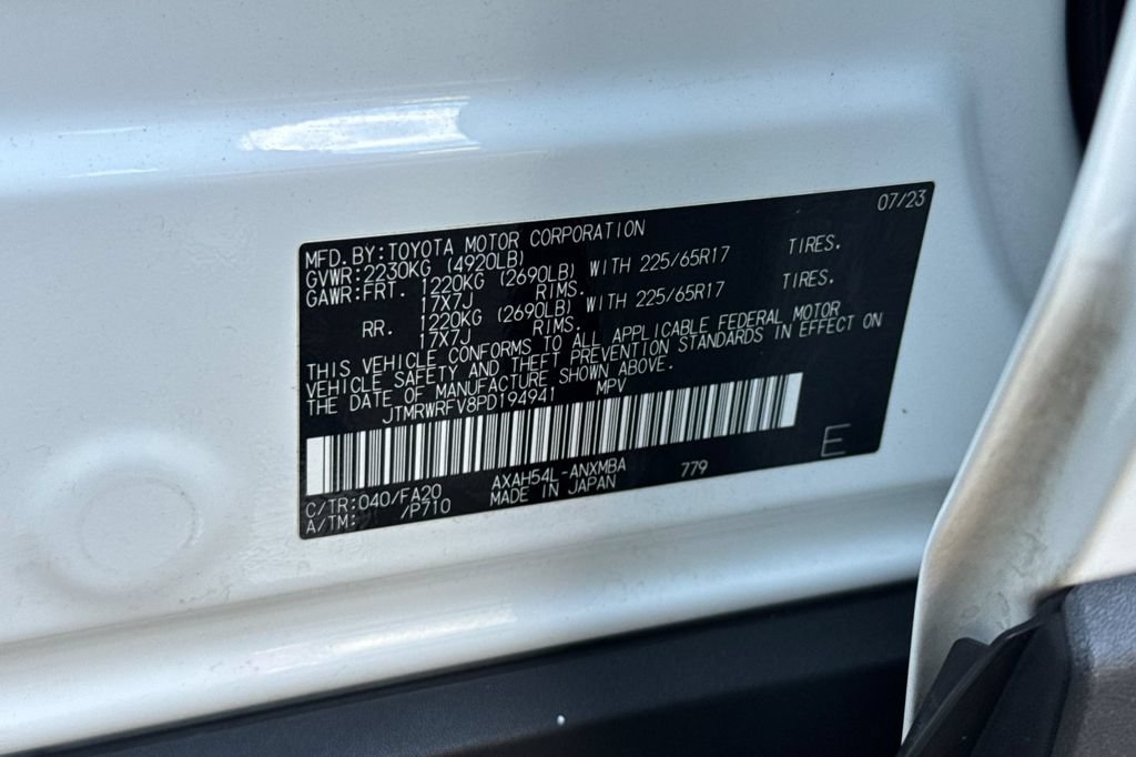 Used 2023 Toyota RAV4 XLE w/ Convenience Package AWD/4WD image 28