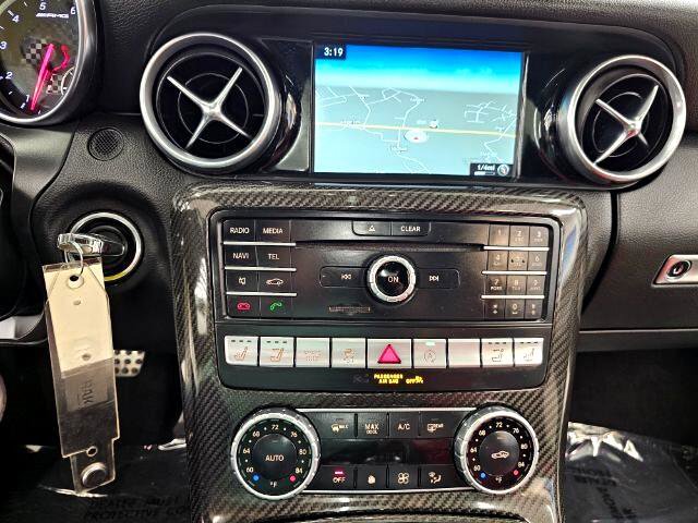 Used 2018 Mercedes-Benz SLC 43 AMG w/ Premium 2 Package image 15