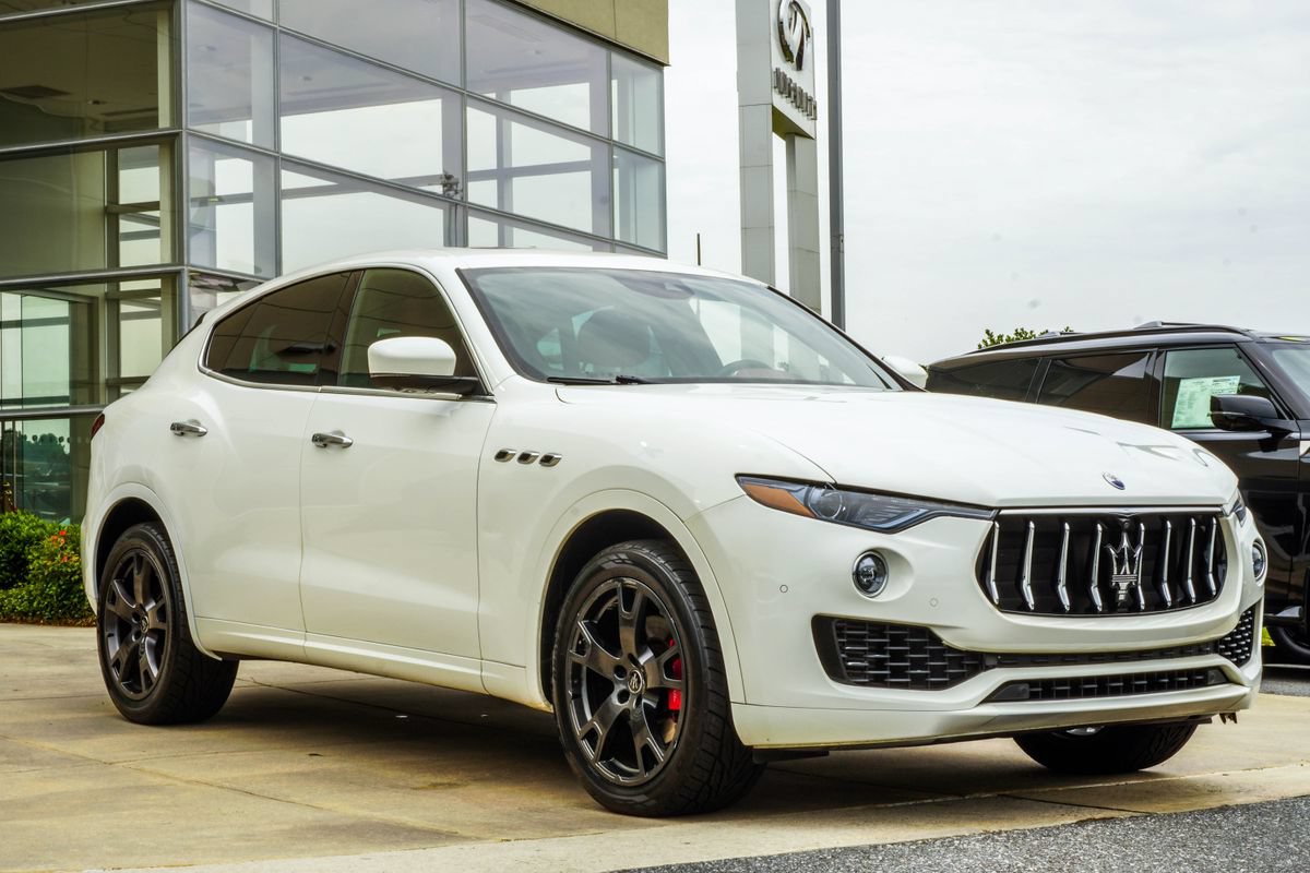 Used 2021 Maserati Levante AWD/4WD image 4