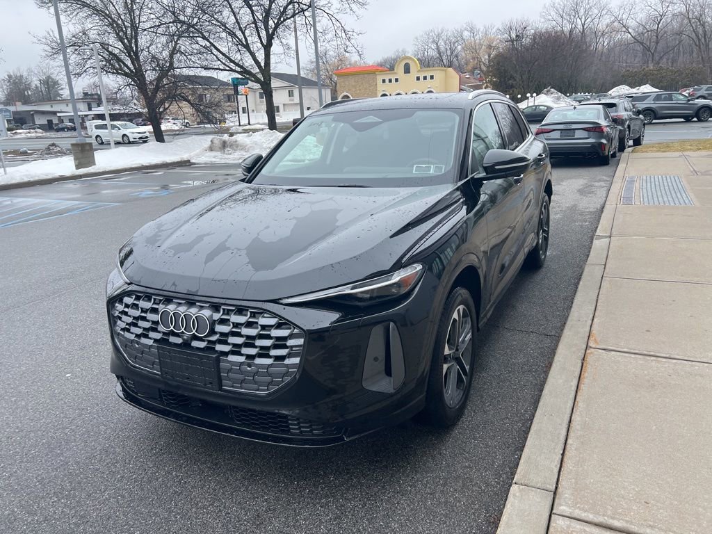 Certified 2025 Audi Q5 Premium Plus w/ Premium Plus image 38