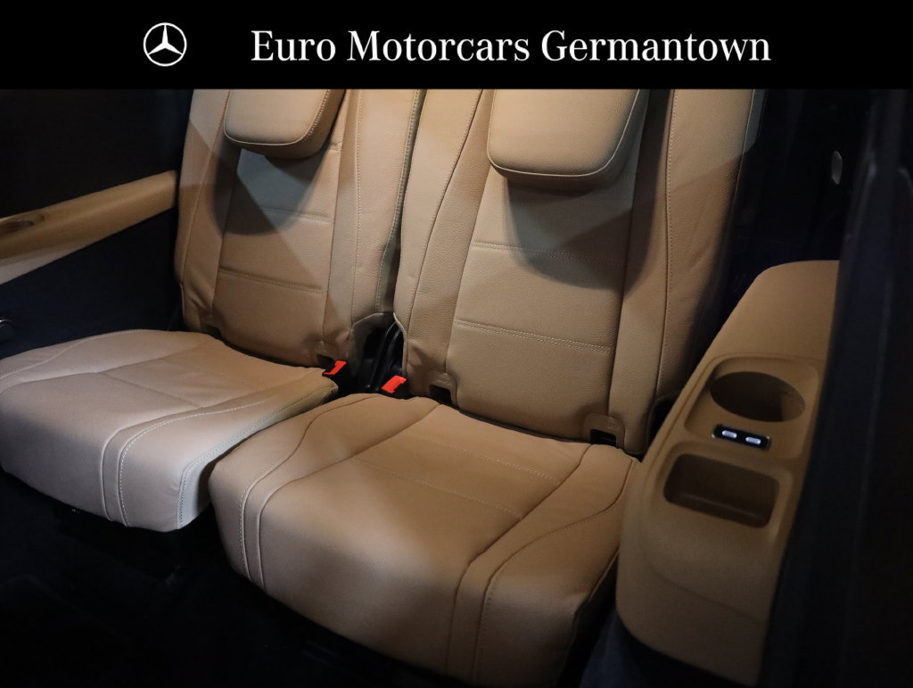 Used 2025 Mercedes-Benz GLS 450 4MATIC image 47