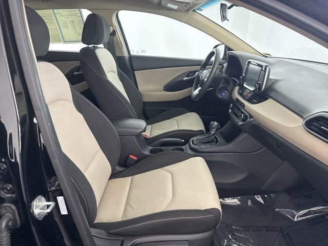 Used 2020 Hyundai Elantra GT image 23