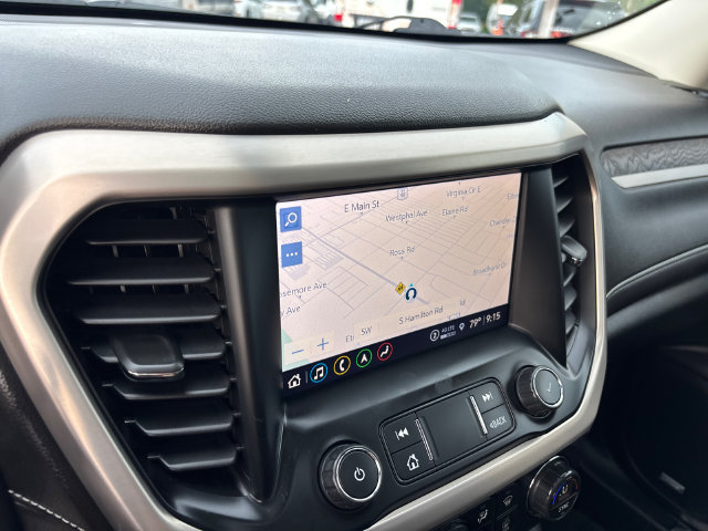 Used 2022 GMC Acadia Denali w/ Denali Ultimate Package AWD/4WD image 5