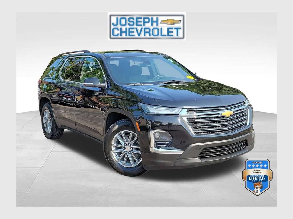 Used 2022 Chevrolet Traverse LT