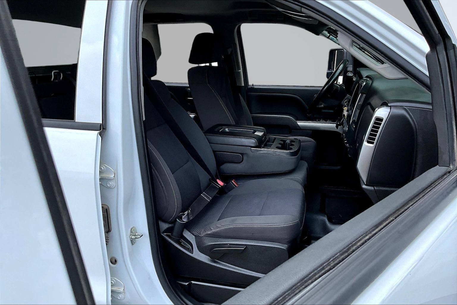 Used 2017 Chevrolet Silverado 1500 LT w/ LT Fleet Convenience Package AWD/4WD image 27
