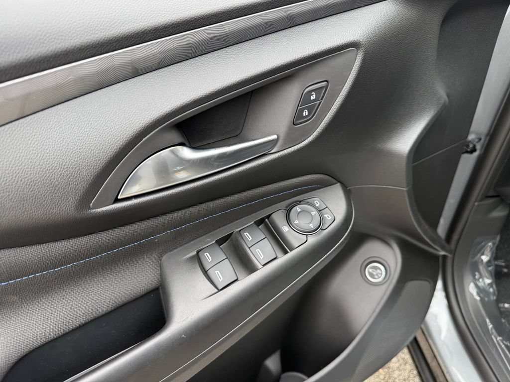 New 2026 Buick Envista Sport Touring w/ Convenience II Package FWD image 26
