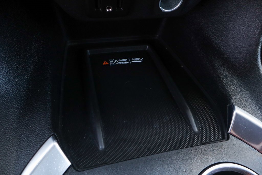 Used 2022 Chevrolet Traverse LT image 37