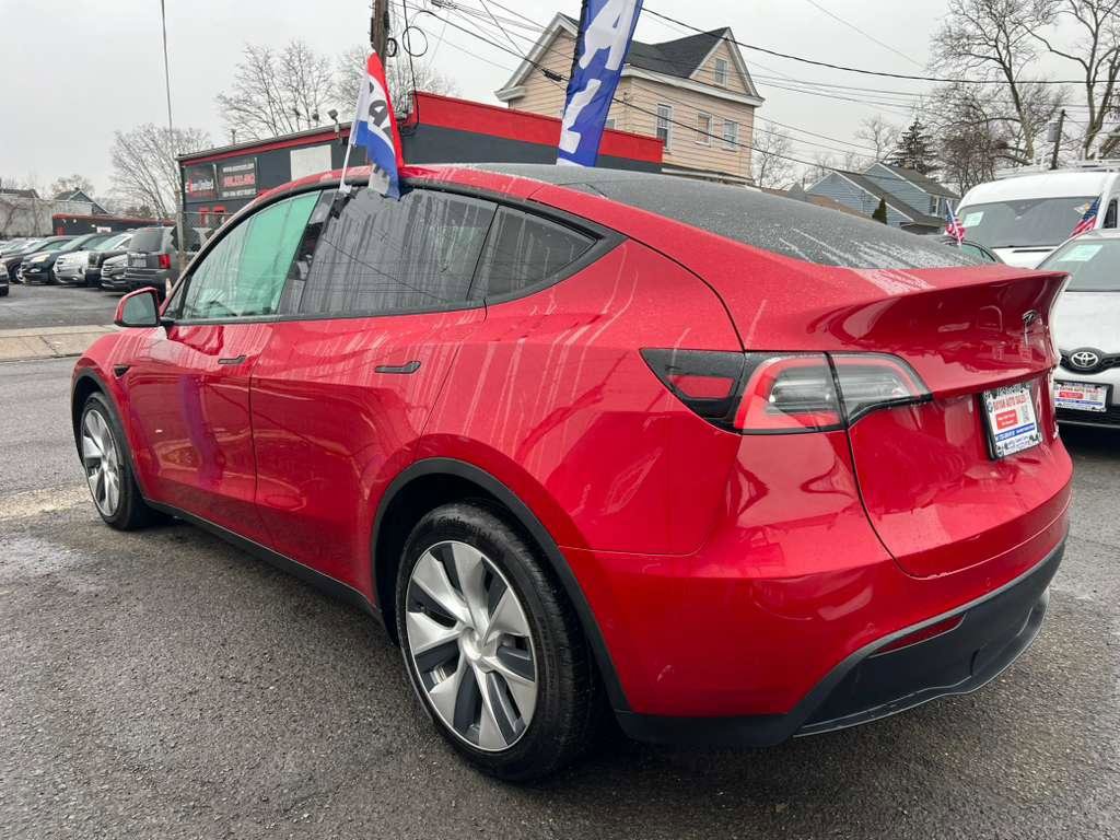 Used 2020 Tesla Model Y Long Range image 26
