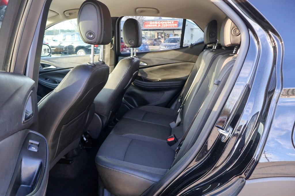Used 2023 Buick Encore GX Preferred image 9