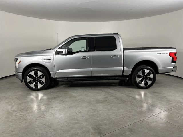 Used 2022 Ford F150 Lightning Platinum AWD/4WD image 5