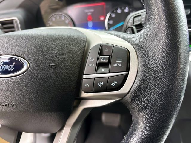Used 2020 Ford Explorer XLT w/ Equipment Group 202A AWD/4WD image 24