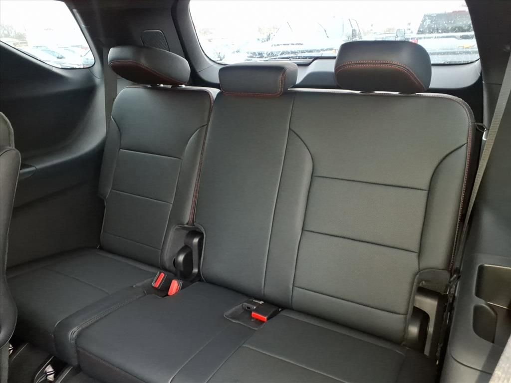 New 2026 Chevrolet Traverse RS w/ LPO, Cargo Package image 14