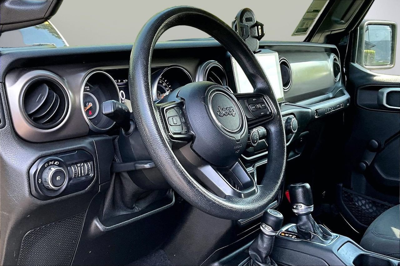 Certified 2020 Jeep Wrangler Unlimited Sport AWD/4WD image 17