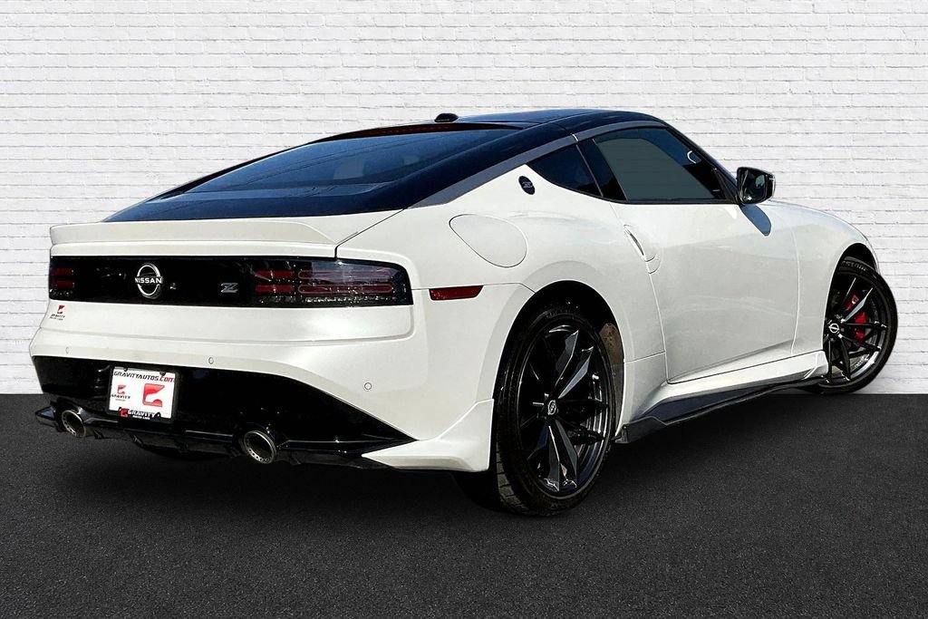 Used 2023 Nissan Z w/ Floor Mat Package (L93) RWD image 6