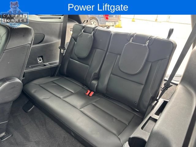 Used 2024 Ford Explorer XLT w/ Equipment Group 202A AWD/4WD image 12