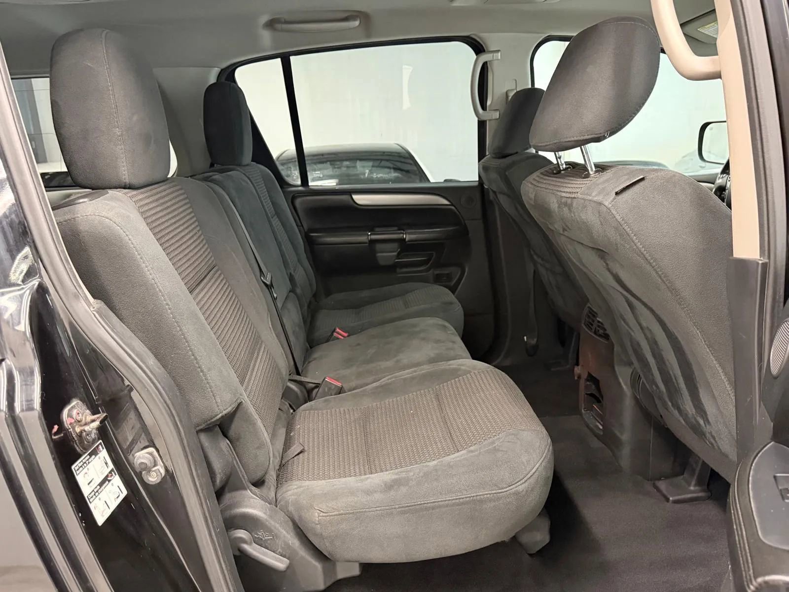 Used 2014 Nissan Armada SV image 27