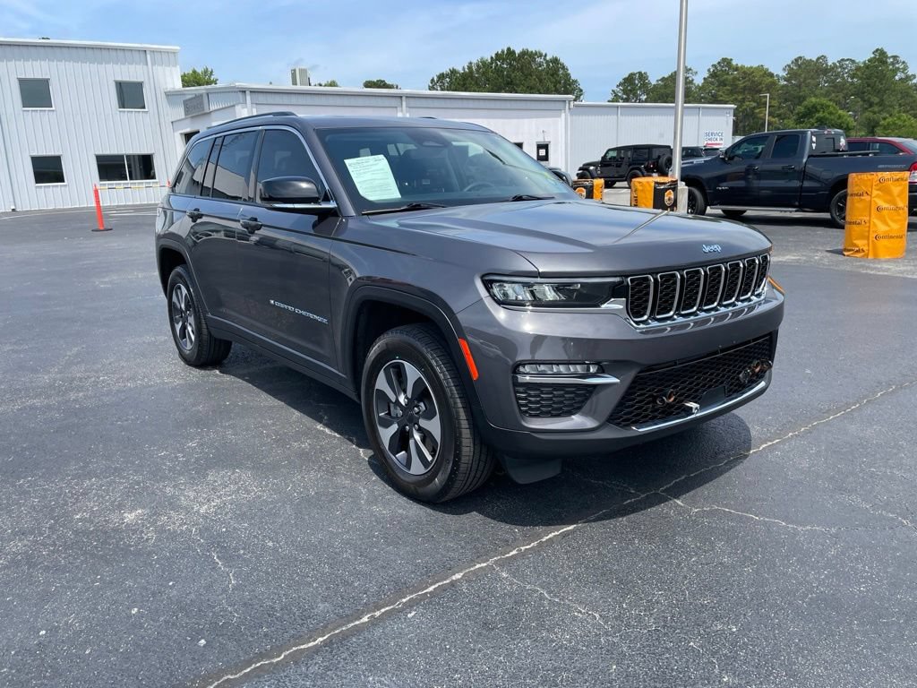 Used 2022 Jeep Grand Cherokee Limited 4xe AWD/4WD image 1