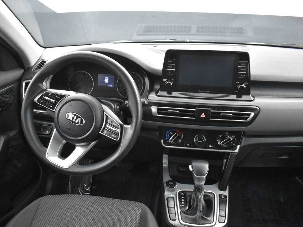 Used 2021 Kia Seltos LX image 15