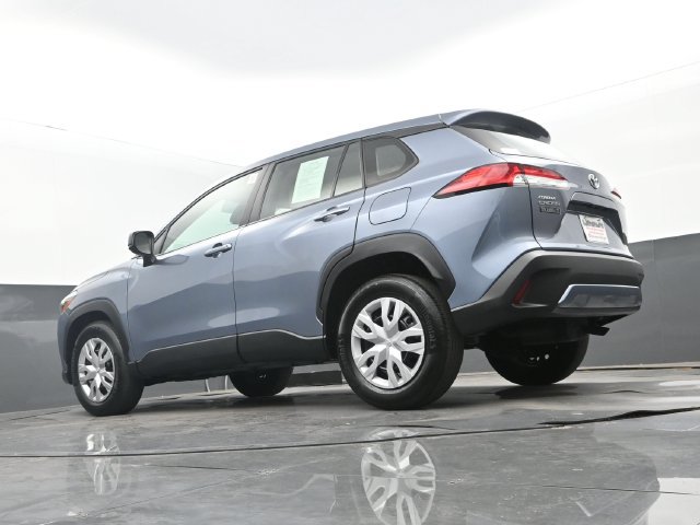 Used 2025 Toyota Corolla Cross L FWD image 25