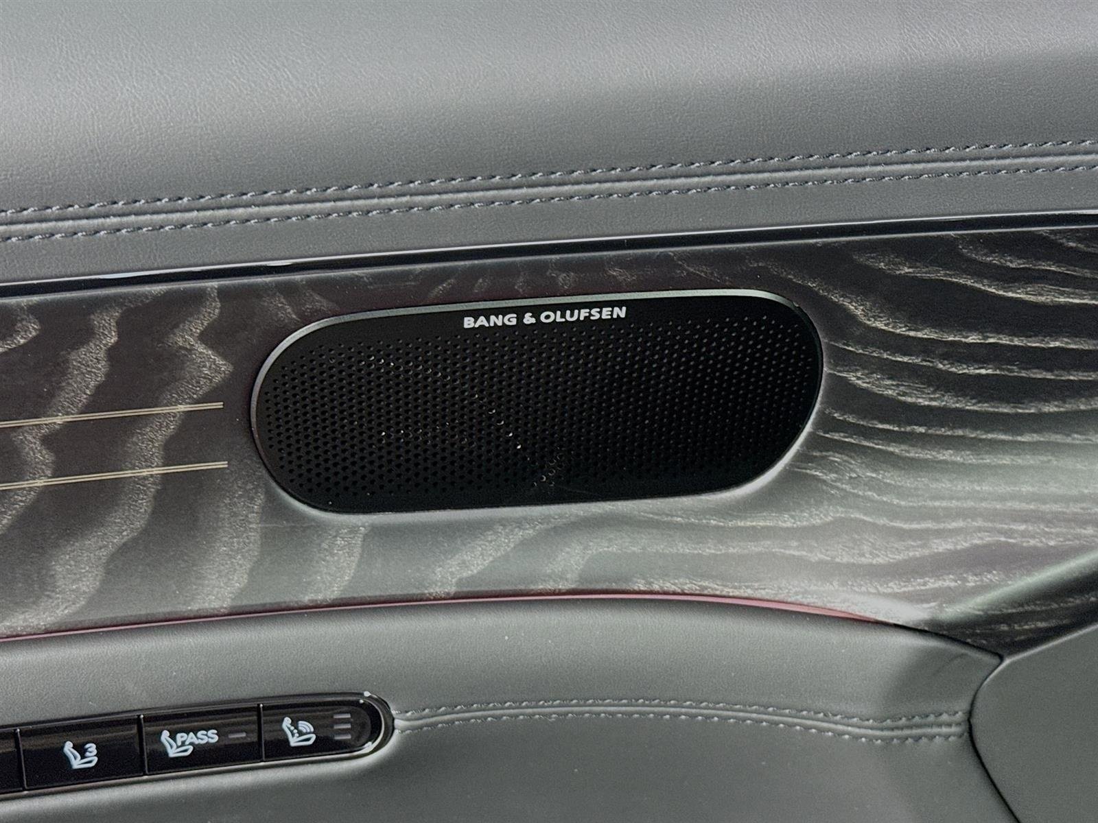 New 2026 Genesis G90 3.5T Prestige image 21