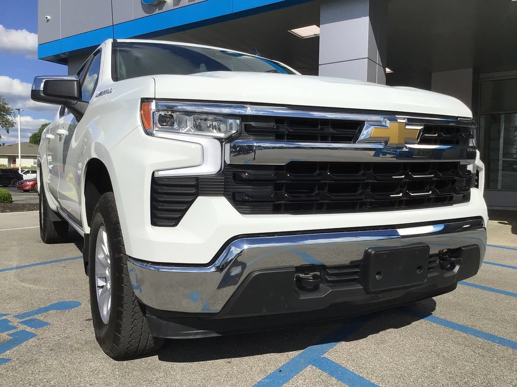 Used 2025 Chevrolet Silverado 1500 LT w/ Work Truck Package AWD/4WD image 45