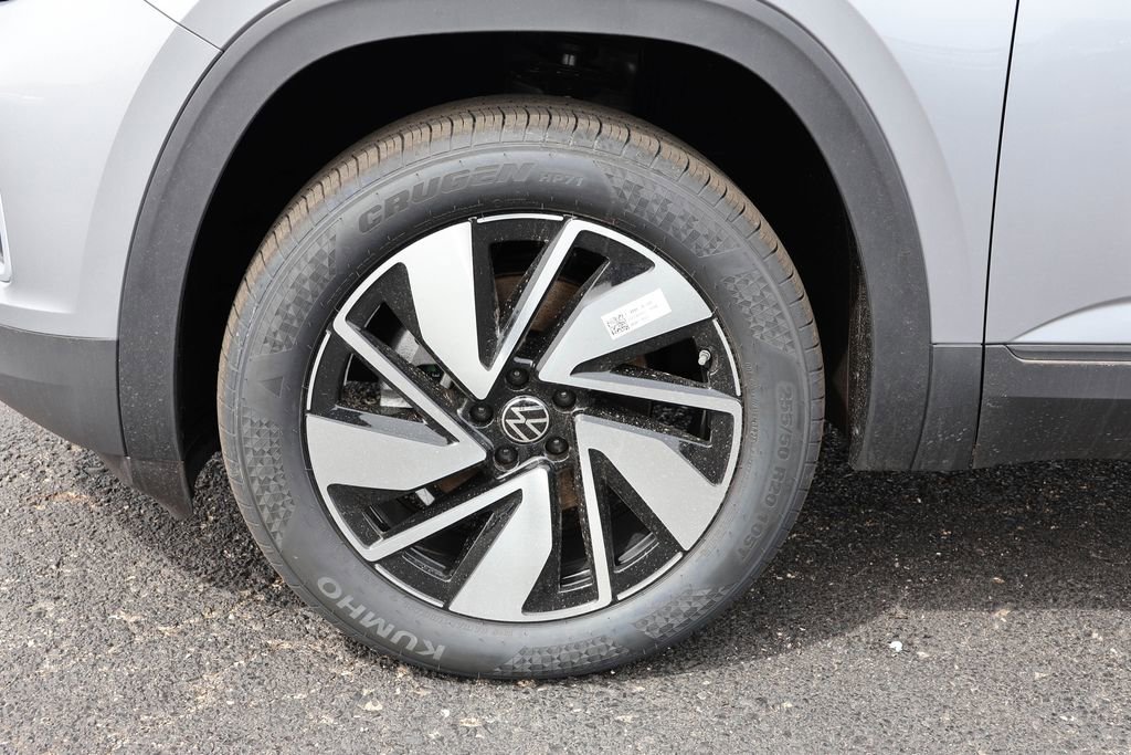 New 2025 Volkswagen Atlas SE image 18